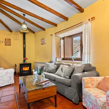 乡村民宿 La Carrozal Senda Del Oso