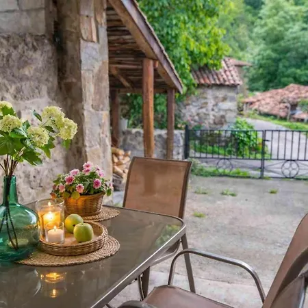 Kır Evi La Carrozal Senda Del Oso Orelleiru